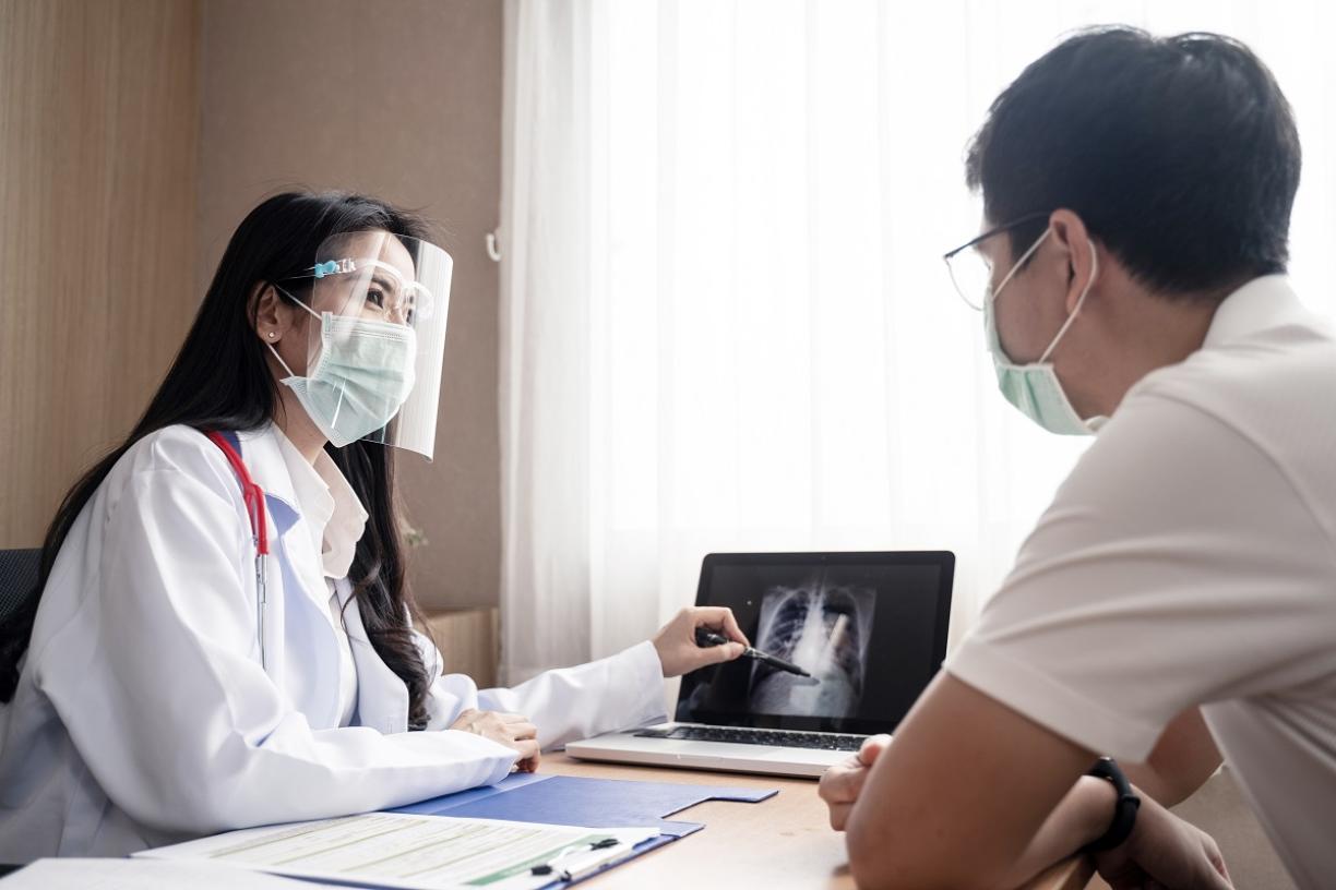 Doctor and patient with mask