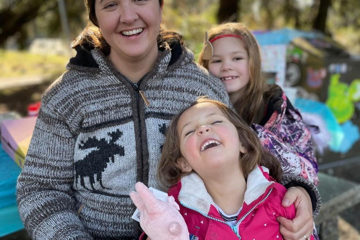dr_jen_vassel_and_family.jpg