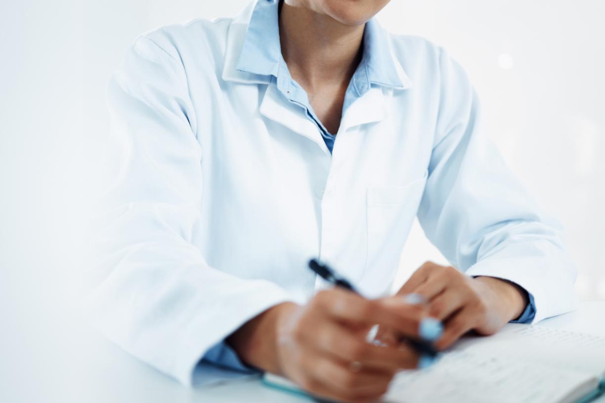 dr_writing_note.jpg