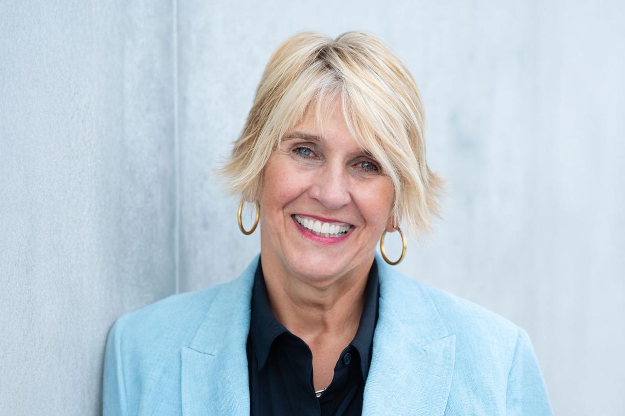 Dr Elisabeth Baerg Hall